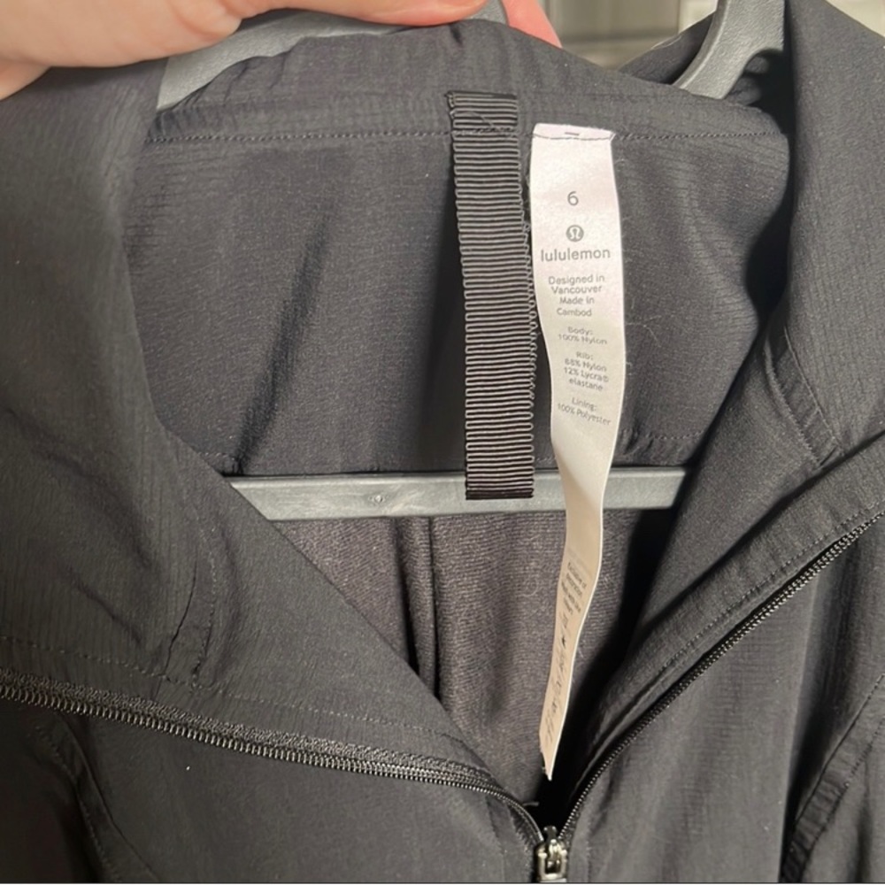 Lululemon | Jacket - Picture 2 of 4